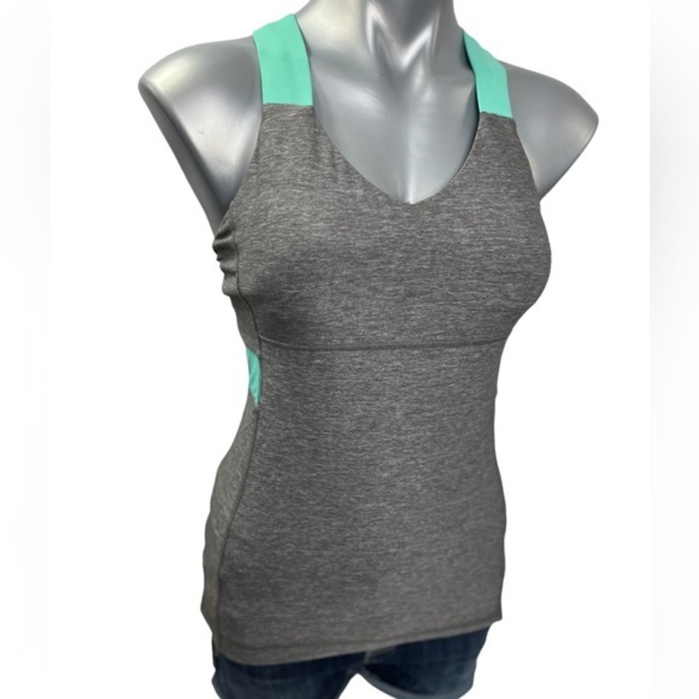Lululemon athletics exercise top with built-in bra, like new